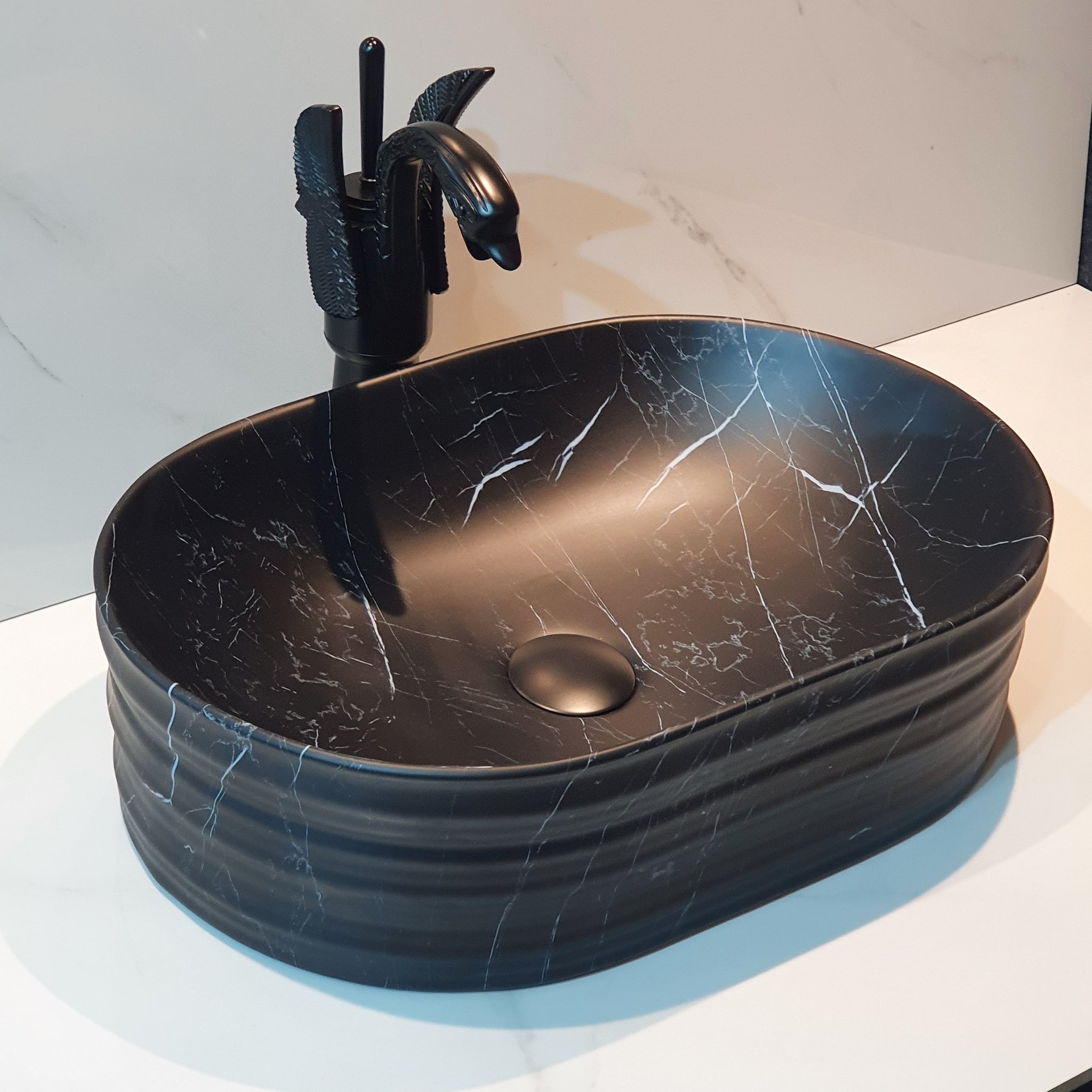 B Backline Ceramic Table Top, Counter Top Wash Basin 18 X 13 X 5 Inch Black Matt