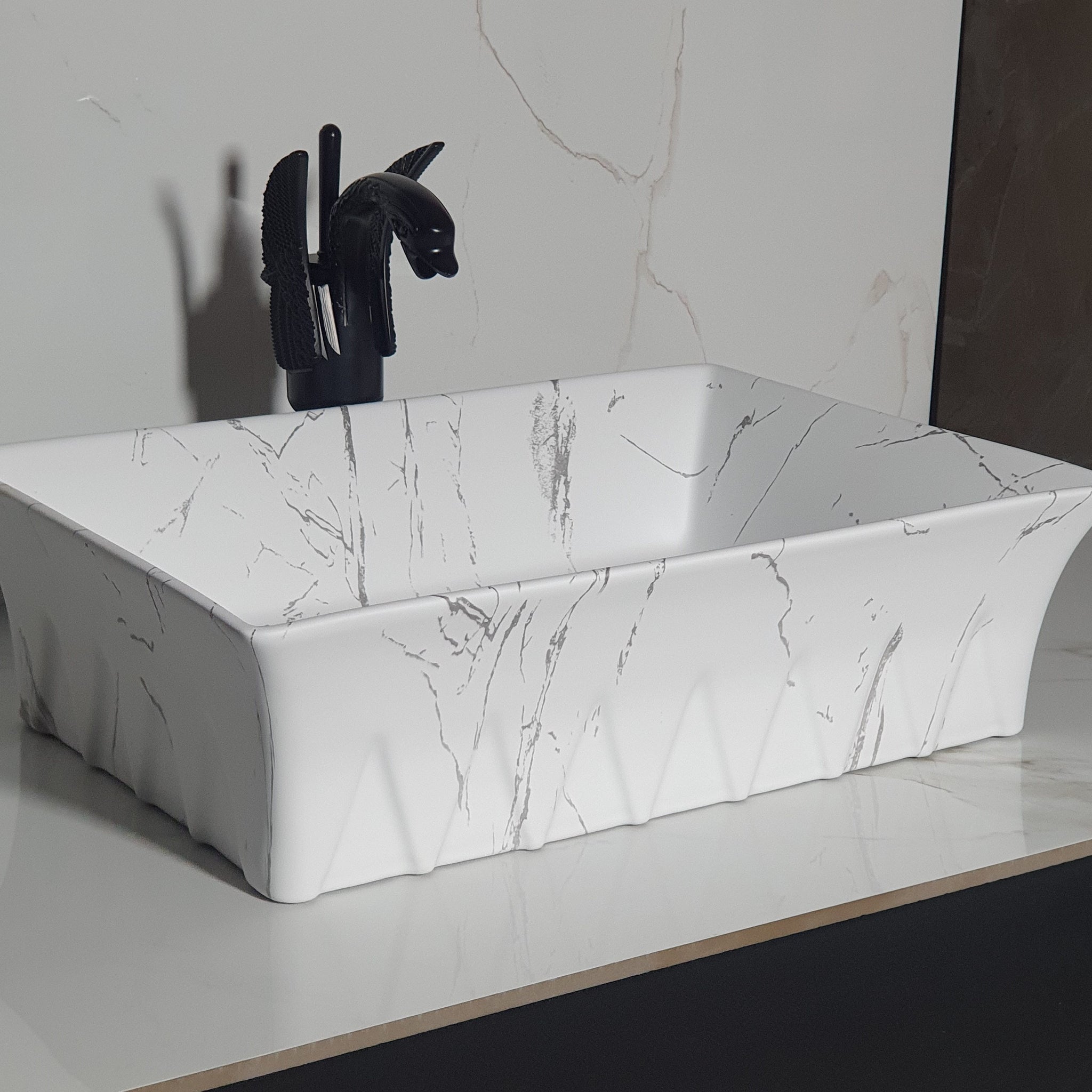 B Backline Ceramic Table Top, Counter Top Wash Basin 19 X 15 X 5 Inch White